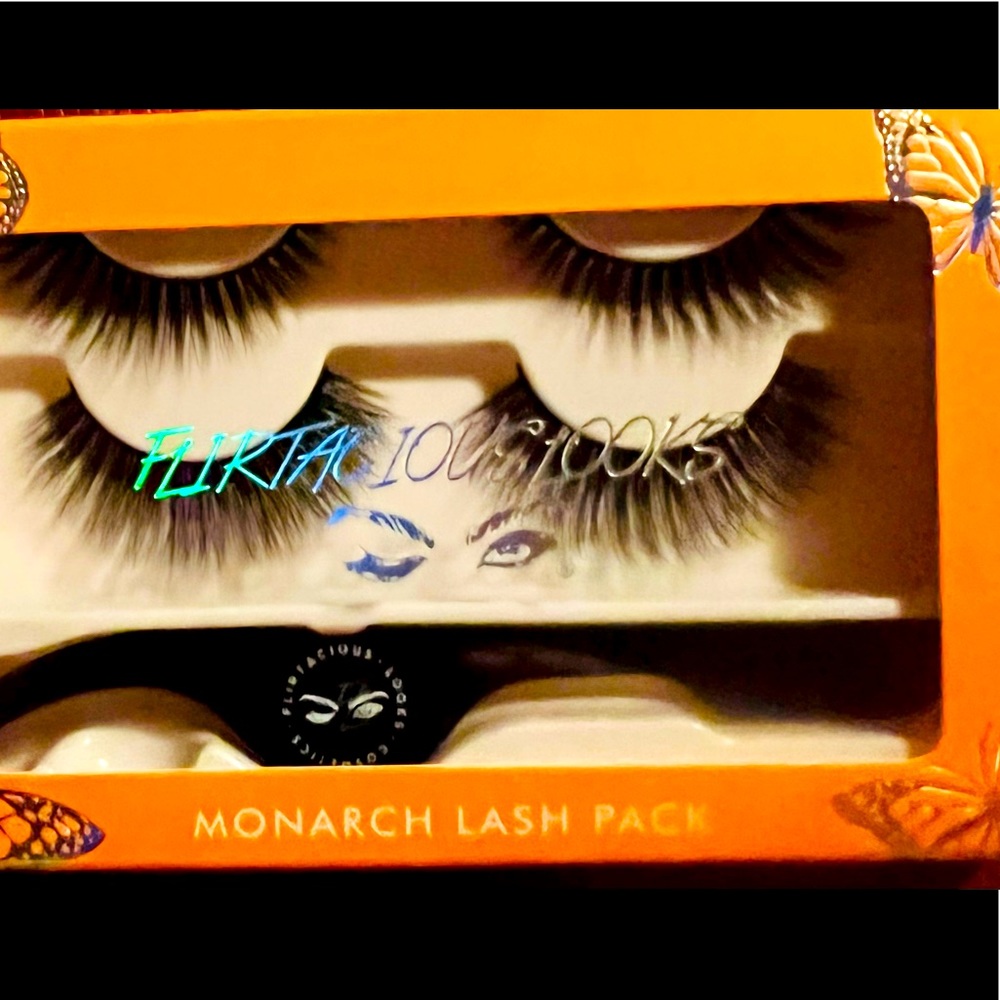 FLIRTATIOUS LOOKS MONARCH LASH PACK
